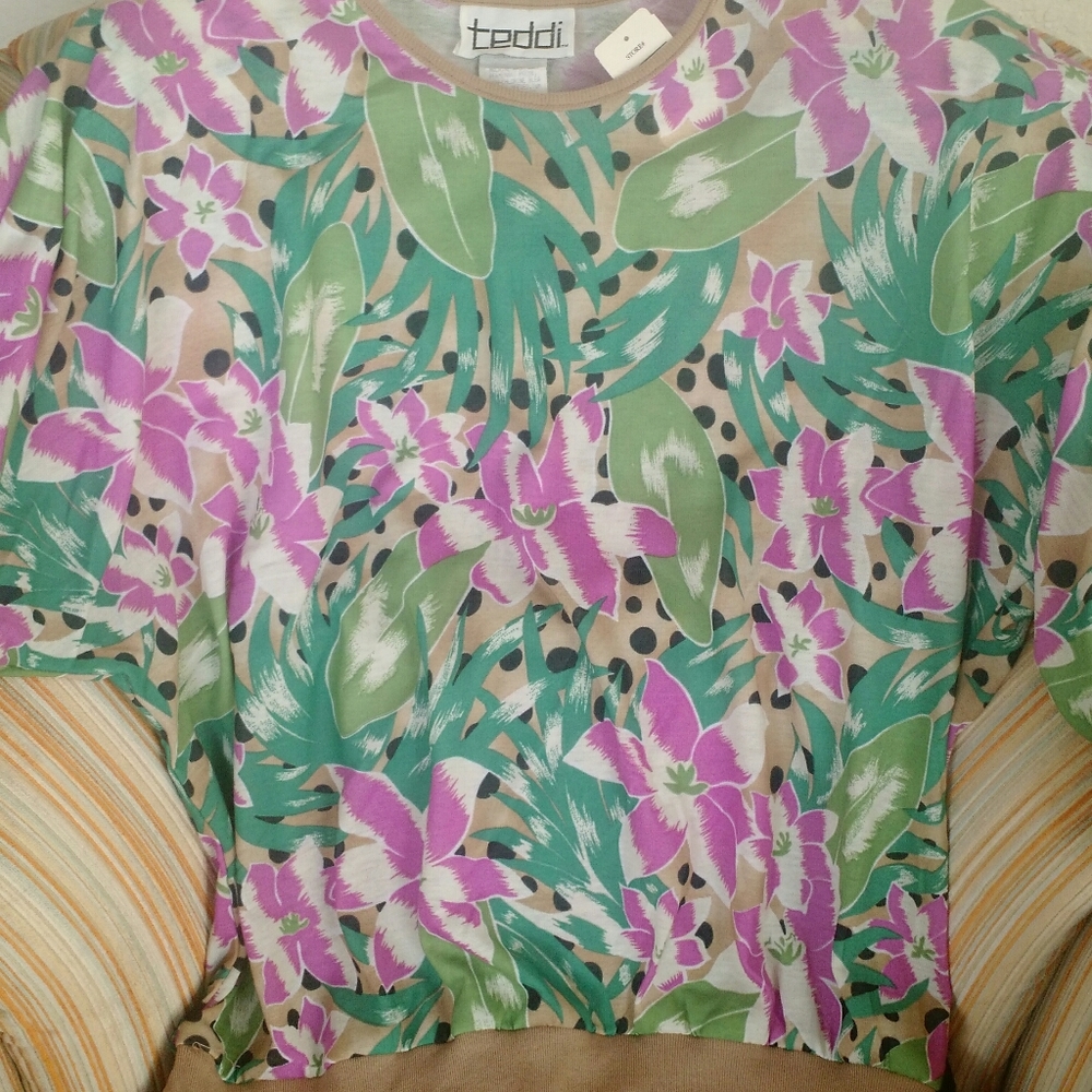 Brand New top